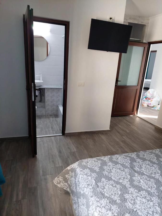 Albdevara Mar Srl Vama Veche Exterior photo
