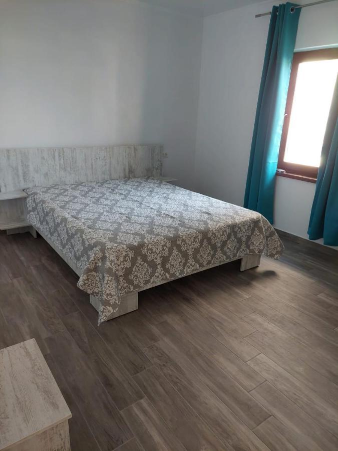 Albdevara Mar Srl Vama Veche Exterior photo